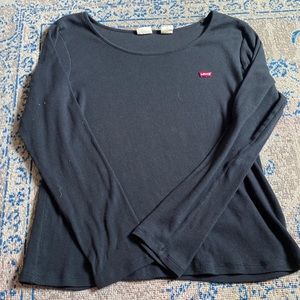 somewhat vintage levi’s long sleeve